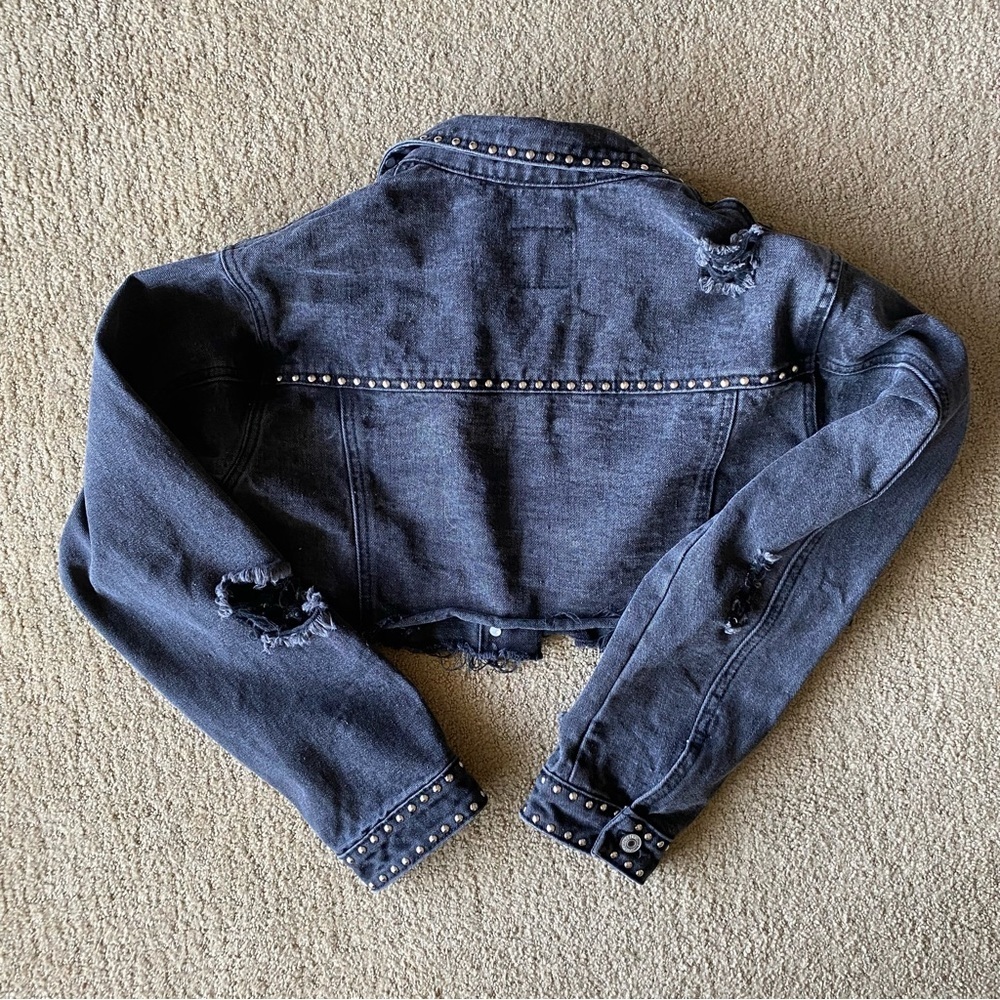 Forever 21 Distressed Cropped Denim Jacket Coat w/ Studs‎ - Black - Small - Picture 3 of 5